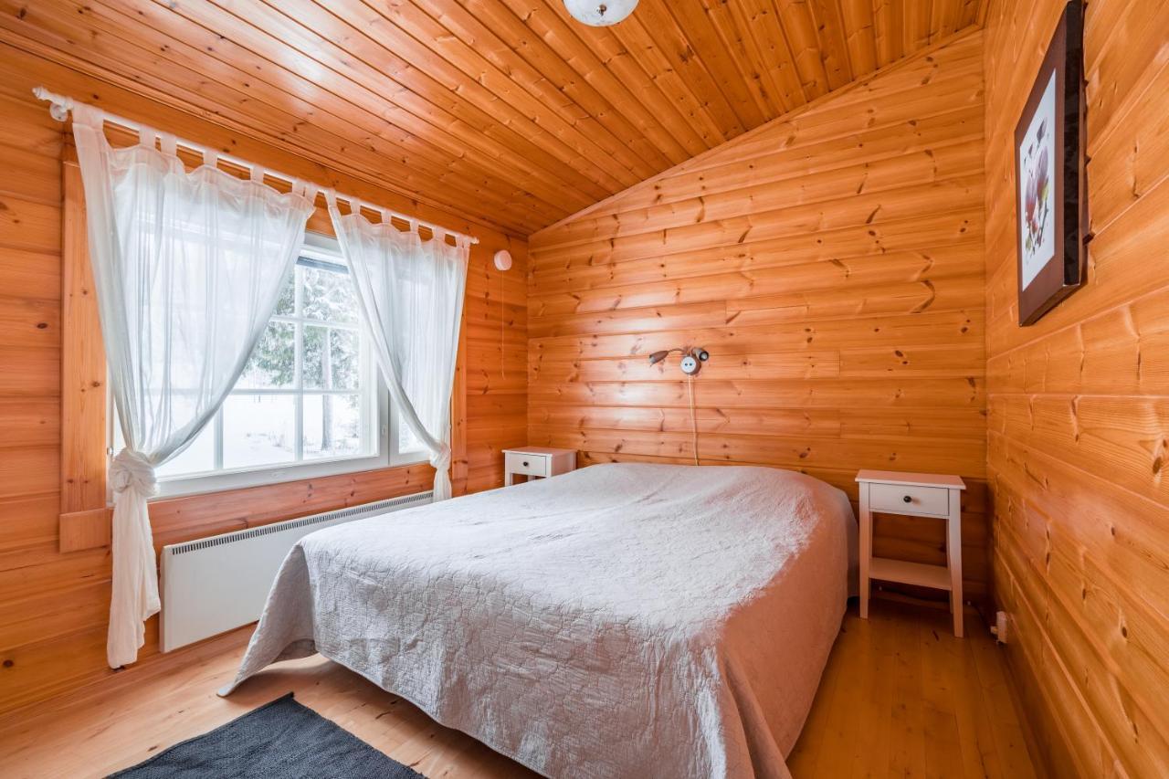 Lomaperkkioe Cottages Kajaani Ngoại thất bức ảnh