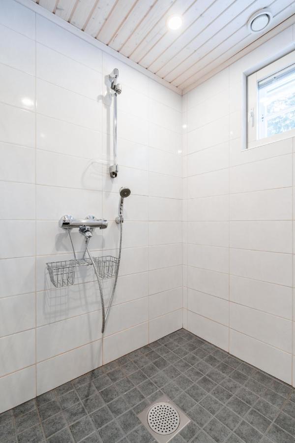 Lomaperkkioe Cottages Kajaani Ngoại thất bức ảnh